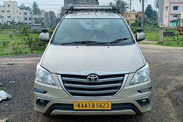 Toyota Innova
